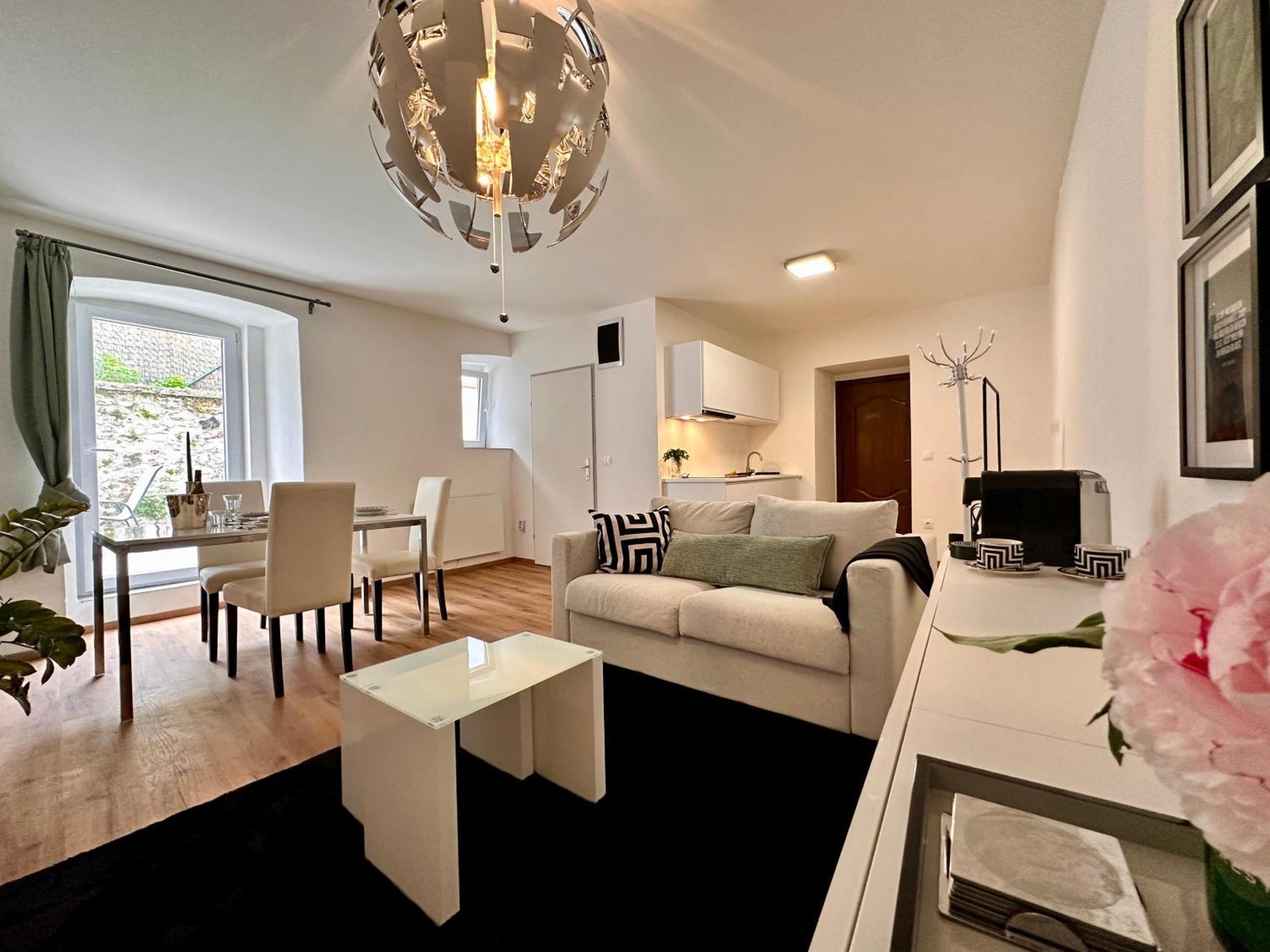 Schoene Ferienwohnung Schottwien Exteriör bild